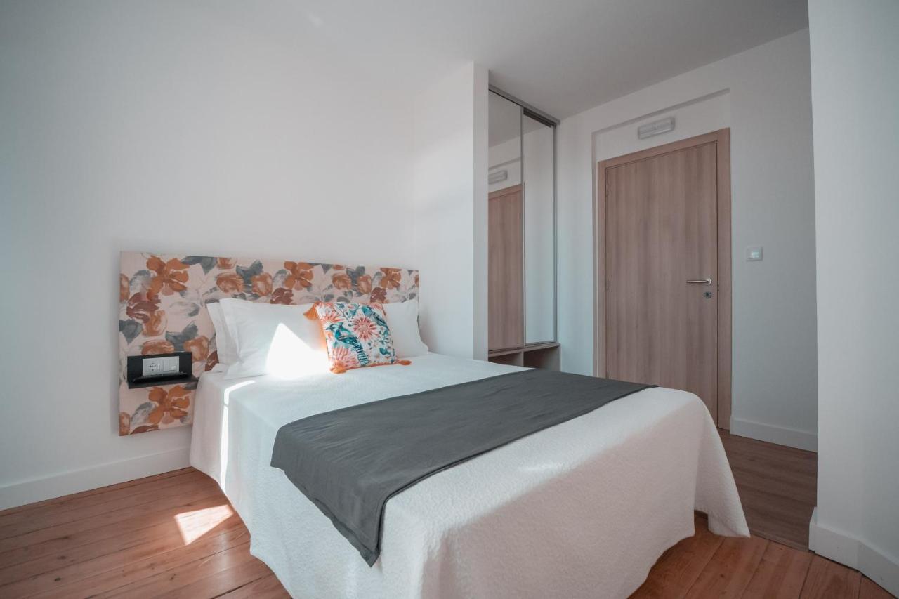 Harbour49 - Aveiro Flats & Suites Exterior photo