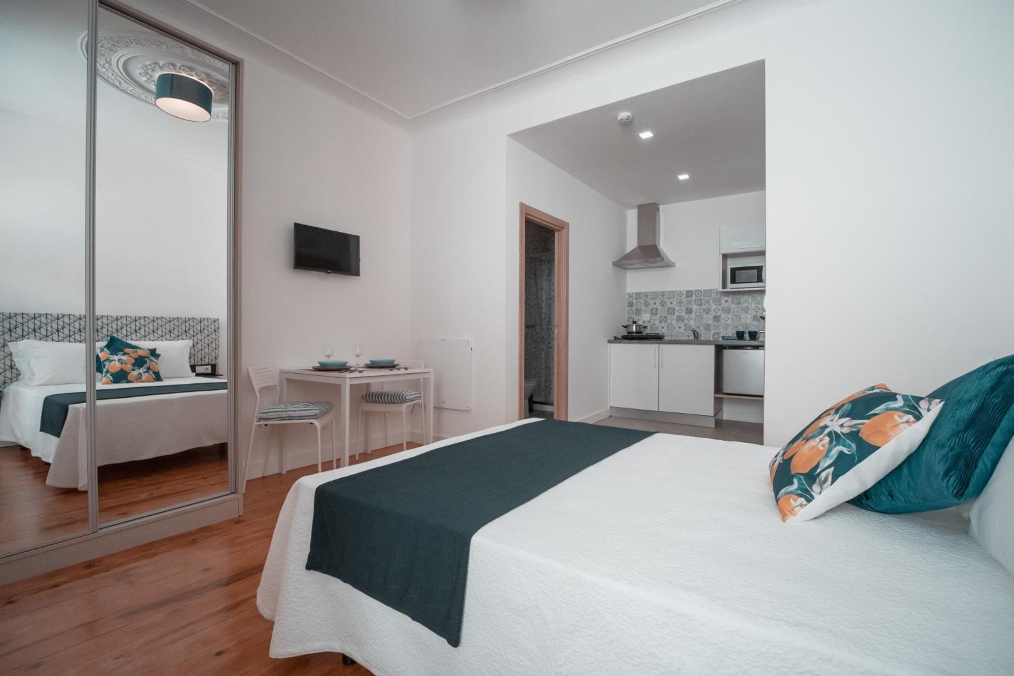 Harbour49 - Aveiro Flats & Suites Exterior photo